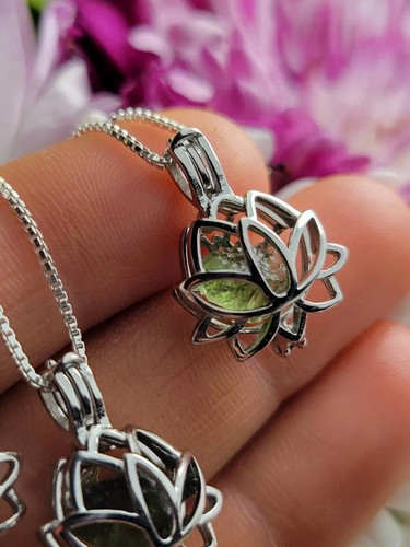 Moldavite pendant authentic - moldavite,